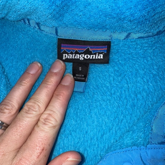 Patagonia Vibrant Blue Pullover Jacket - Picture 2 of 6